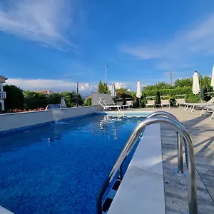 Lea Apartmán
